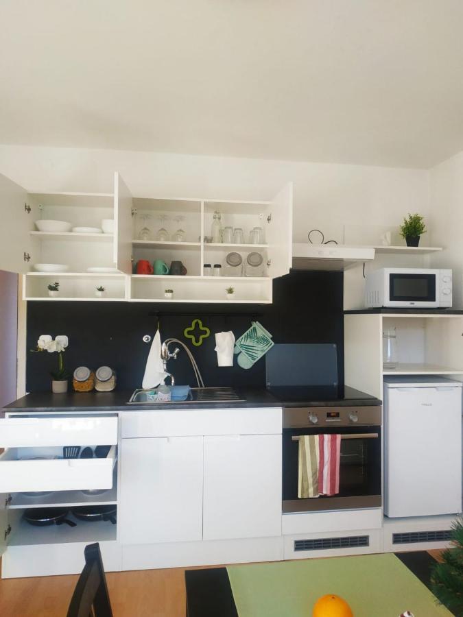 Apartmaji Sofia Apartment *